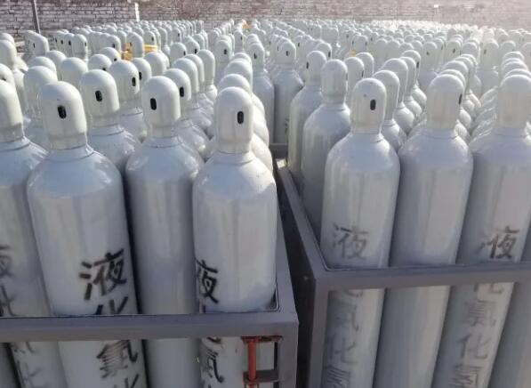 氯化氫
