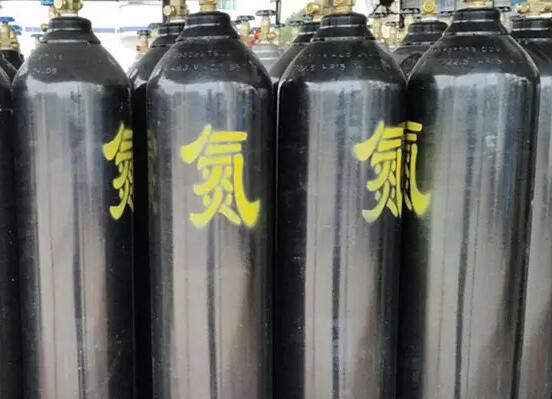 什么方法能獲取高純度氮?dú)猓啃⒏懈呒儦怏w廠家來解答